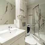 Riviera Hostel